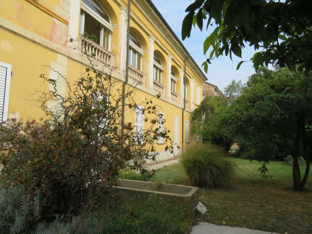 Bresbot B&B Bressana Bottarone Buitenkant foto